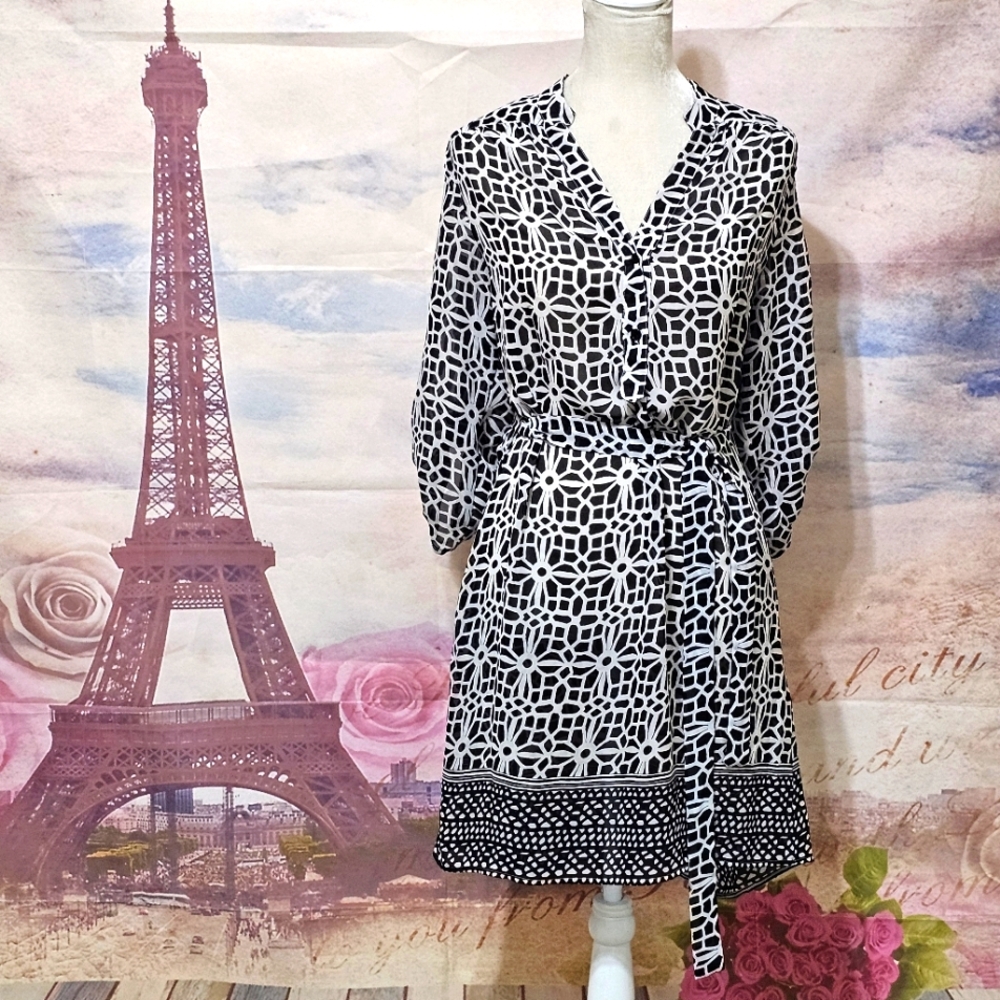 Tecera Elegant Black and White Patterned Dress/cover Up Swim Sz M